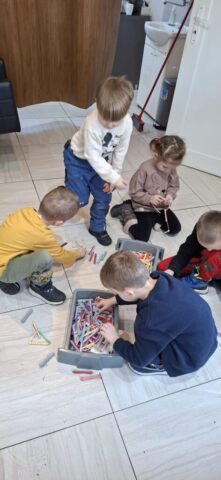 Projekt edukacyjny „Mój wymarzony zawód” w grupie Motylki (5)